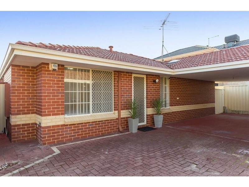 2/3 Hove Court, Nollamara WA 6061