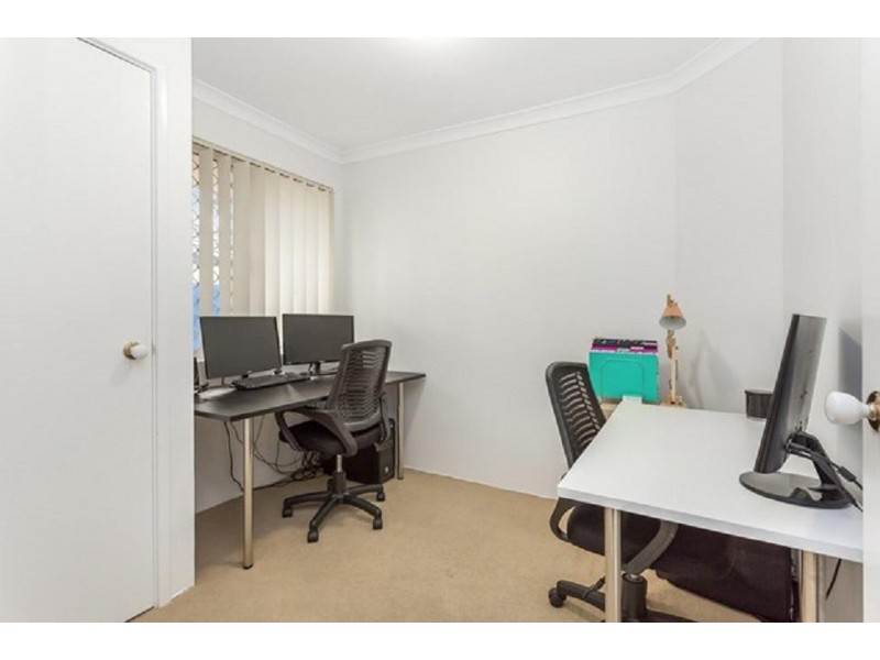 2/3 Hove Court, Nollamara WA 6061