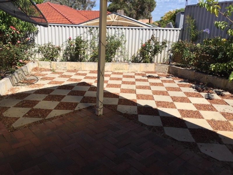 2/4 Gambie Close, Murdoch WA 6150