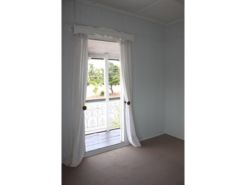 1 Shore Street East, Cleveland QLD 4163