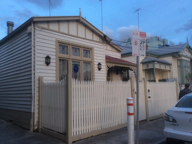 24 Ross Street, Elsternwick VIC 3185