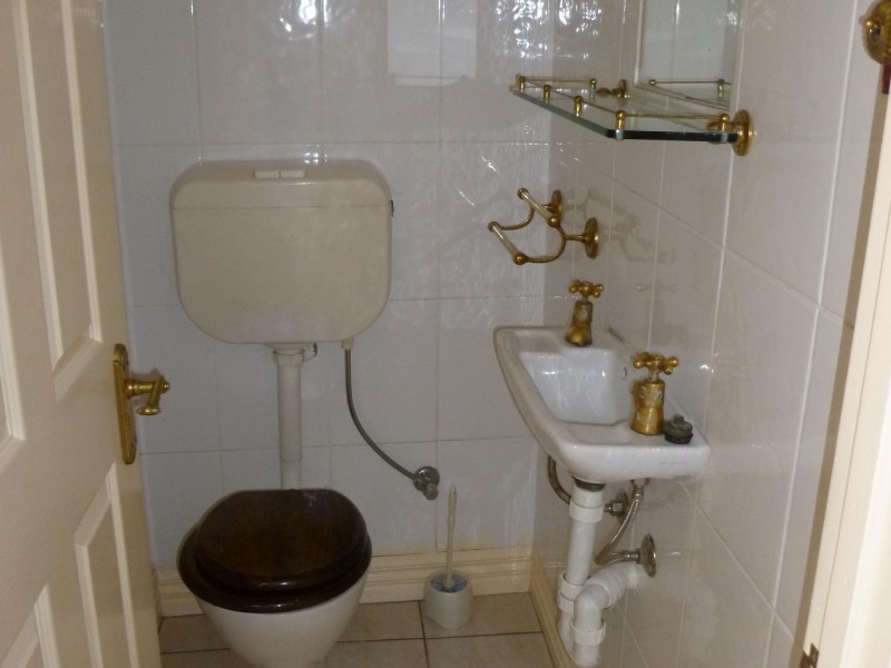 24 Ross Street, Elsternwick VIC 3185