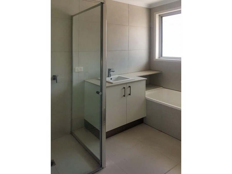 50 Neerim Drive, Mooloolaba QLD 4557