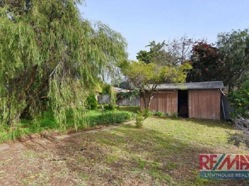 *40 Jacaranda Crescent, Withers WA 6230