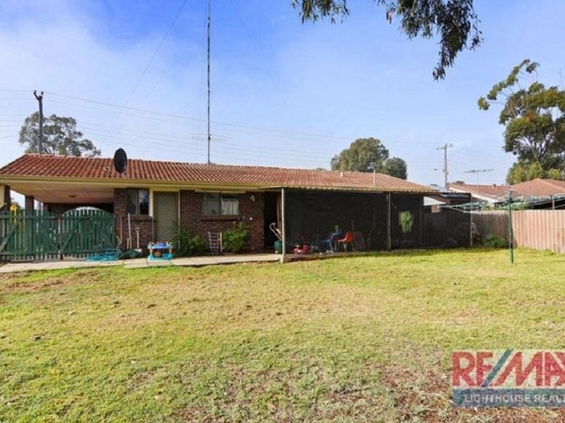 *40 Jacaranda Crescent, Withers WA 6230