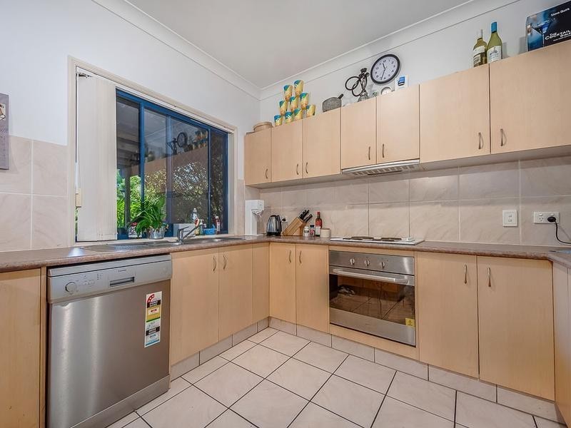 2 Cooba Place, Noosaville QLD 4566