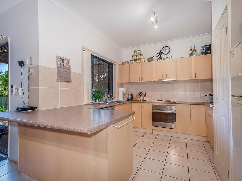 2 Cooba Place, Noosaville QLD 4566