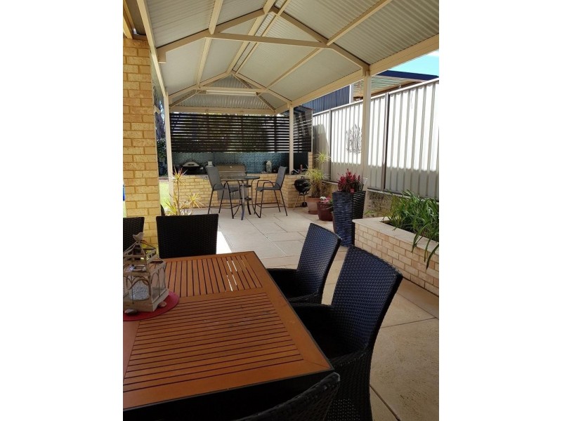 * 54 Bonaparte Drive, Secret Harbour WA 6173