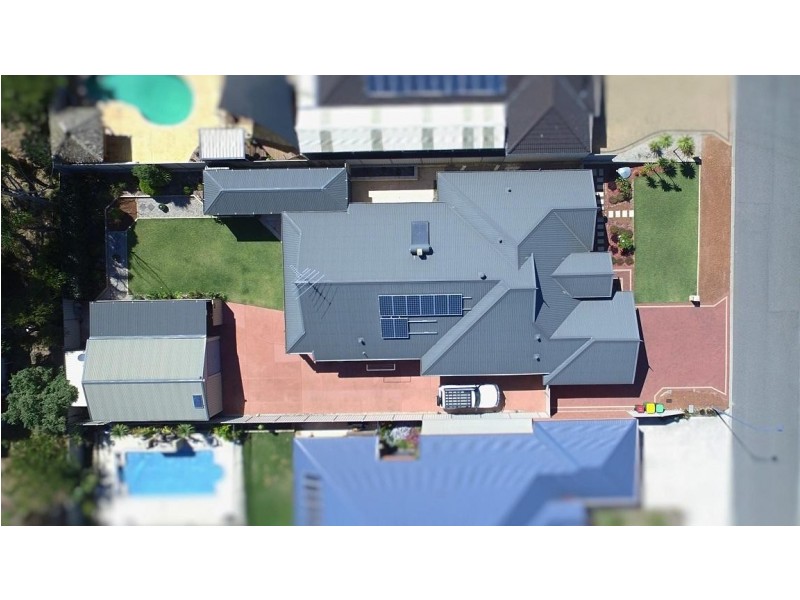 * 54 Bonaparte Drive, Secret Harbour WA 6173