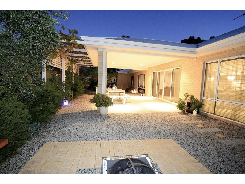 9. Moonbooli Street, Forrestfield WA 6058