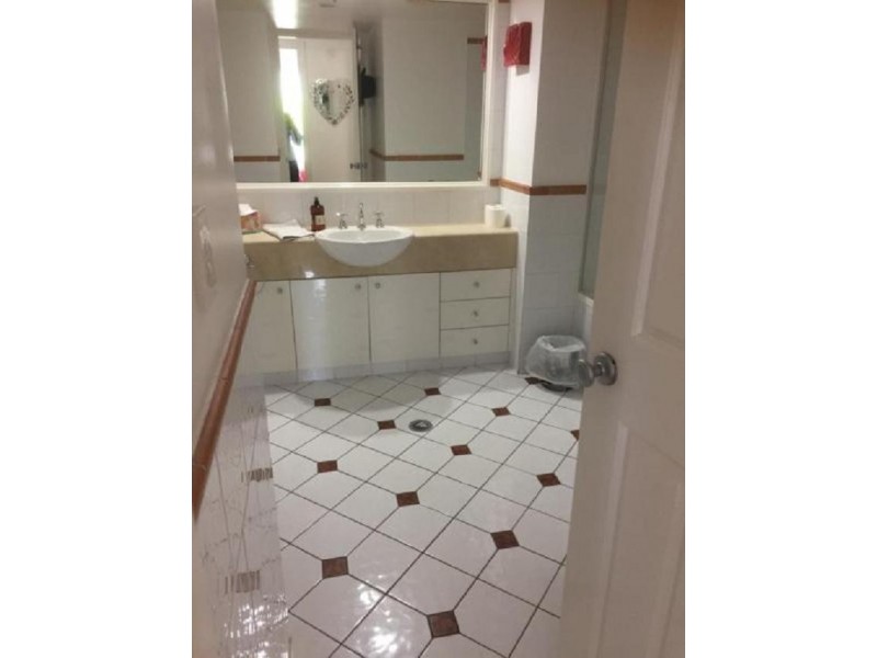 14/7 Elkhorn Avenue, Surfers Paradise QLD 4217
