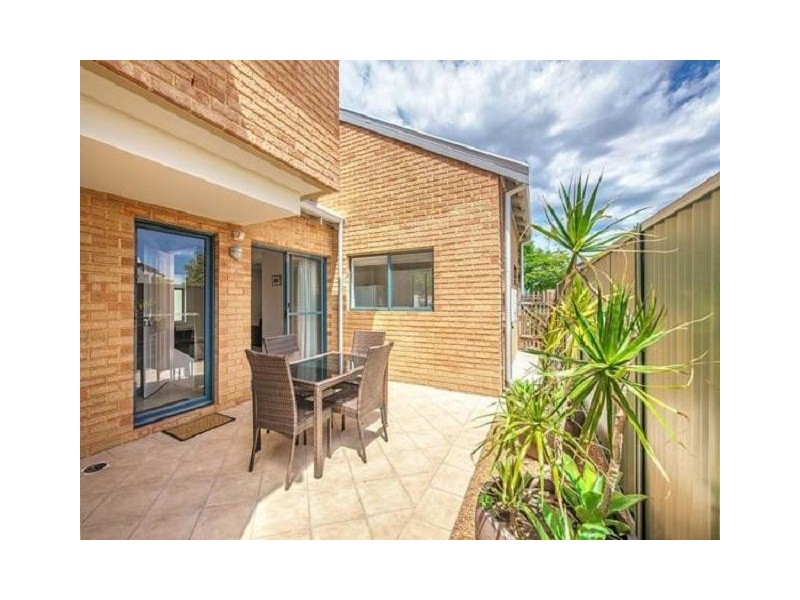 2/8 Lichfield Street, Victoria Park WA 6100