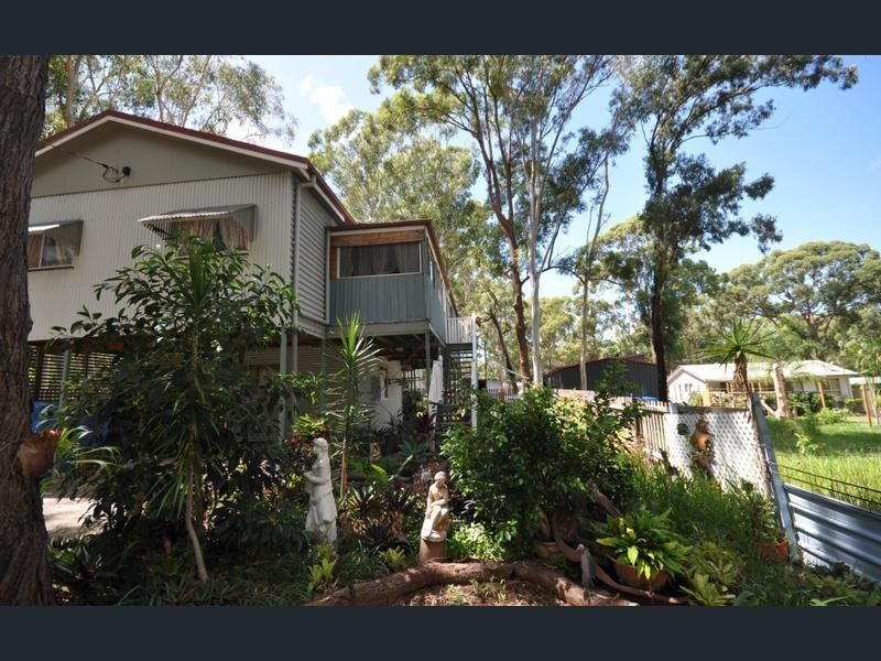 10 Brolga, Macleay Island QLD 4184