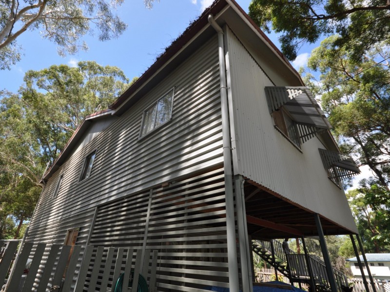 10 Brolga, Macleay Island QLD 4184