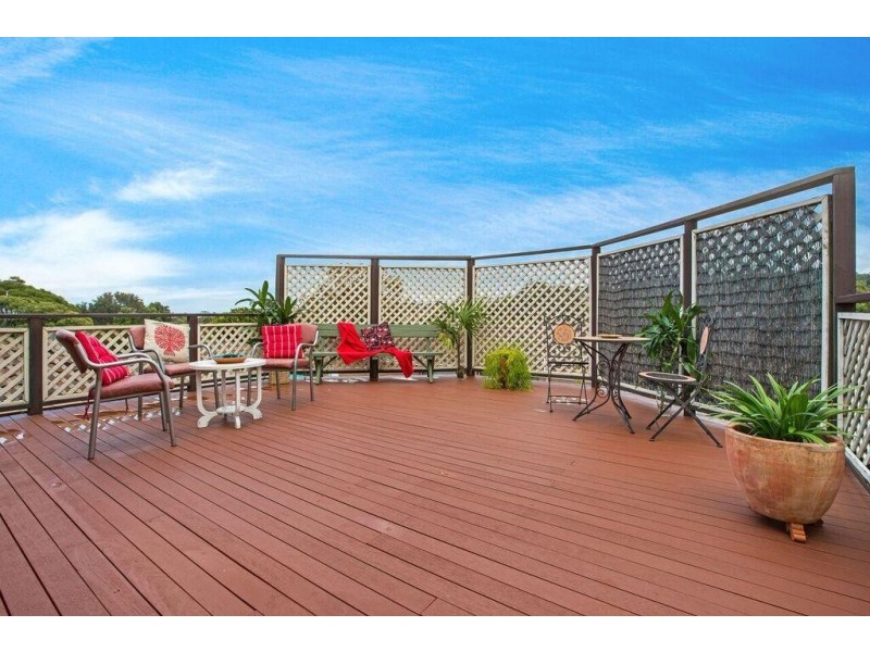 29 Imperial Drive Regency Heights, Berkeley NSW 2506