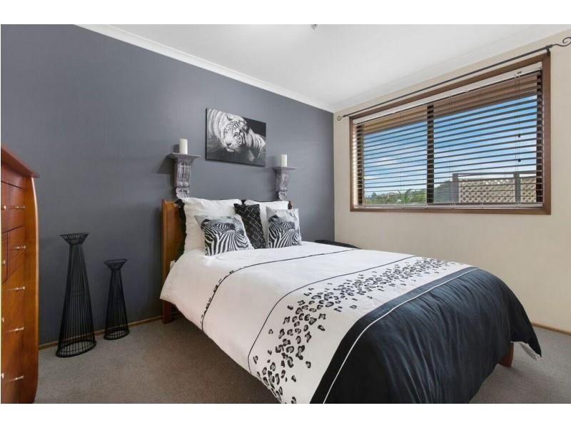 29 Imperial Drive Regency Heights, Berkeley NSW 2506