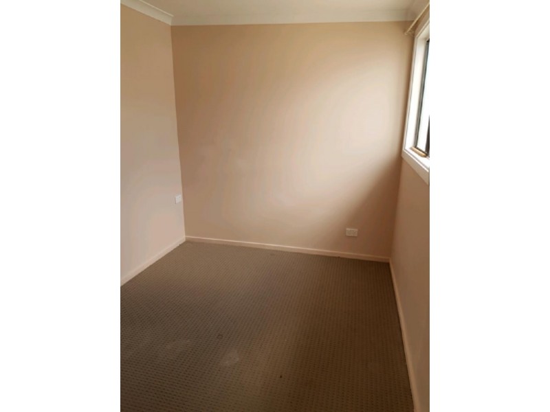 330/250 Canberra Avenue, Symonston ACT 2609