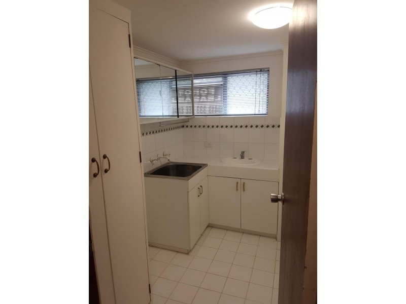 1/149 Fairway, Crawley WA 6009