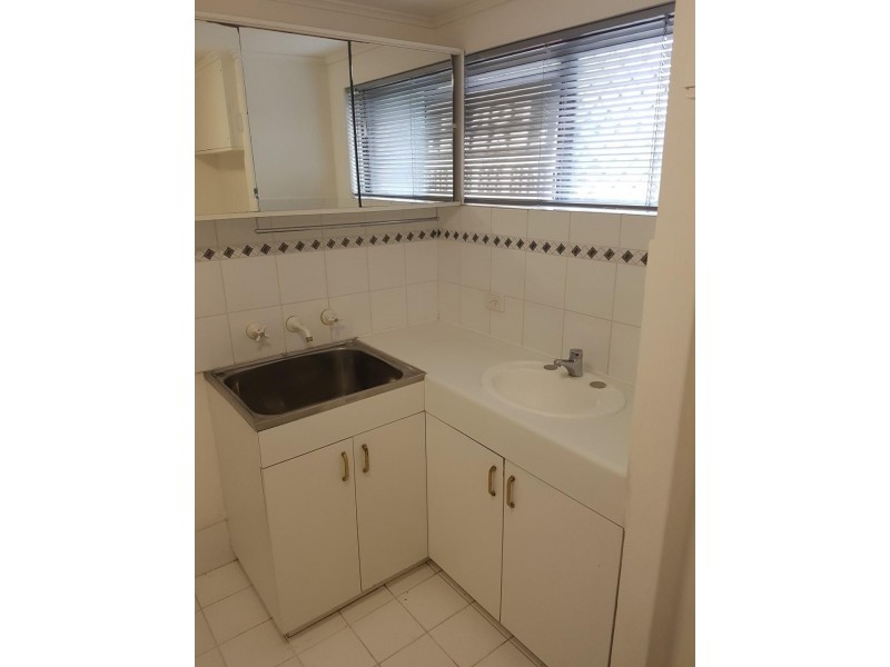 1/149 Fairway, Crawley WA 6009