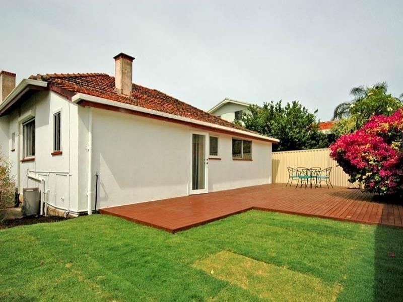 357 Hector Street, Yokine WA 6060