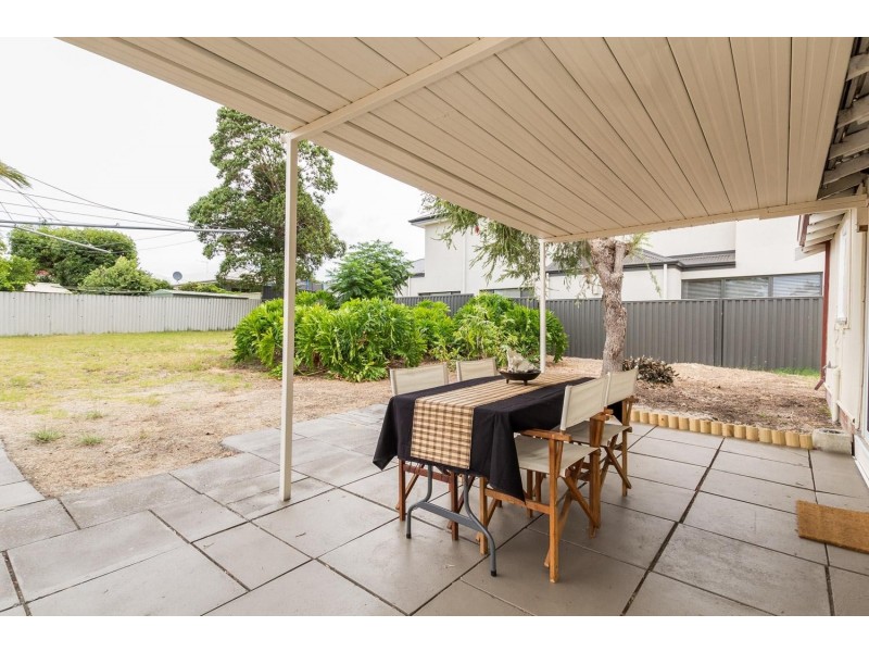 120 Toorak Road, Rivervale WA 6103