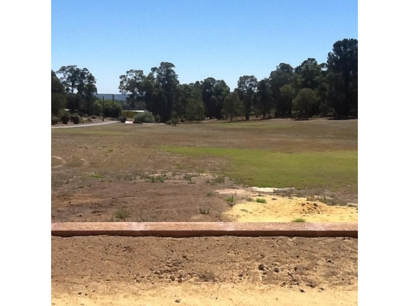 62 Mitchell Road, Bickley WA 6076