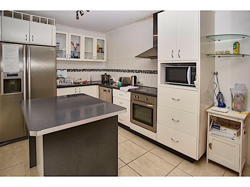 5/72 Marine Parade, Southport QLD 4215