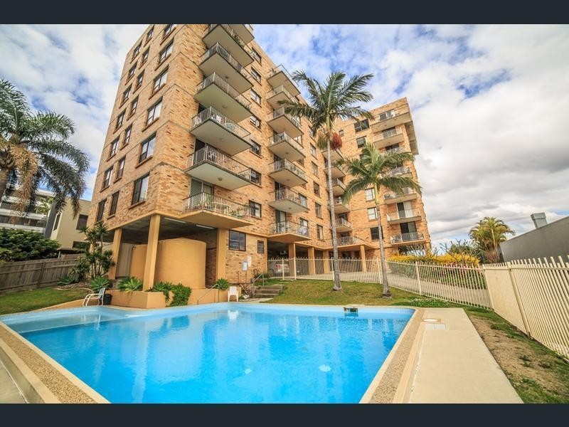 5/72 Marine Parade, Southport QLD 4215