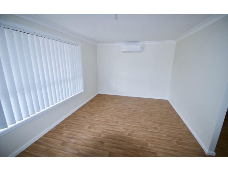 18 Rendell Elbow, Withers WA 6230