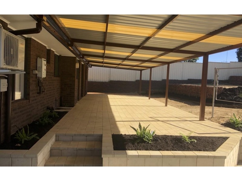 18 Rendell Elbow, Withers WA 6230