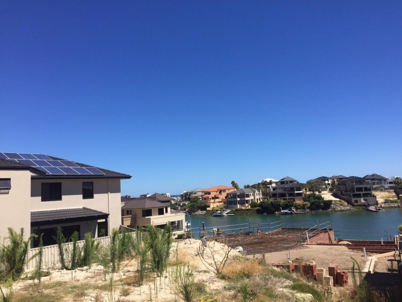 12 Kings Lynn Rise, Mindarie WA 6030