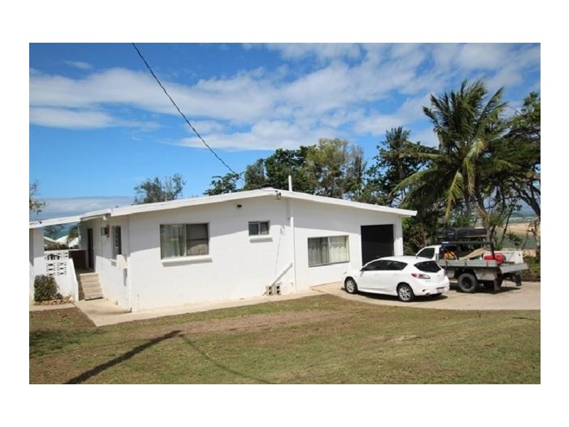 4 Casuarina Street, Bowen QLD 4805