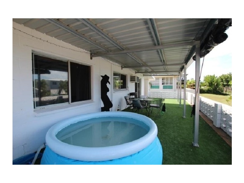 4 Casuarina Street, Bowen QLD 4805