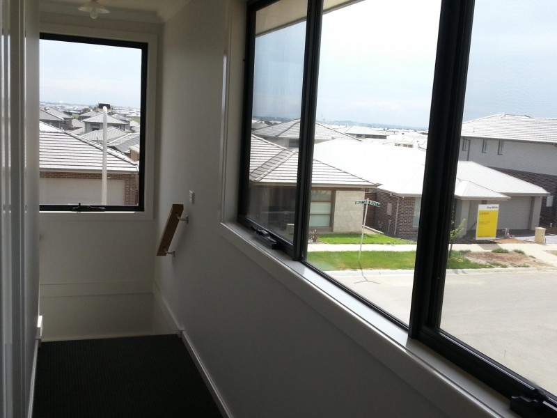 2 Hut Road, Clyde North VIC 3978