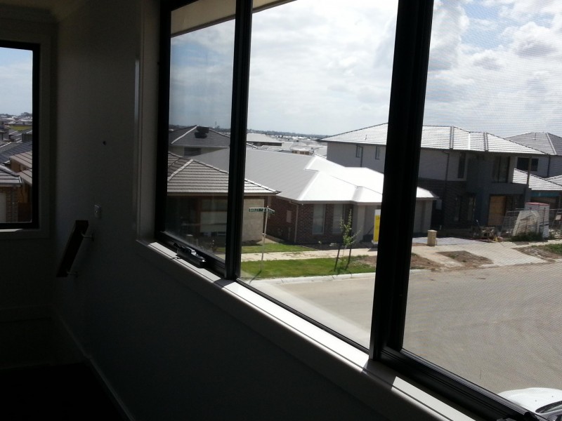2 Hut Road, Clyde North VIC 3978