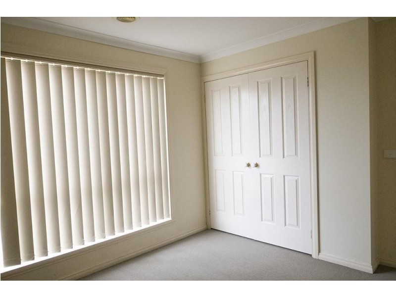 52/10 Village Avenue, Taylors Lakes VIC 3038