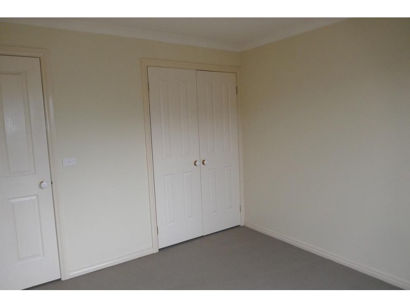 52/10 Village Avenue, Taylors Lakes VIC 3038