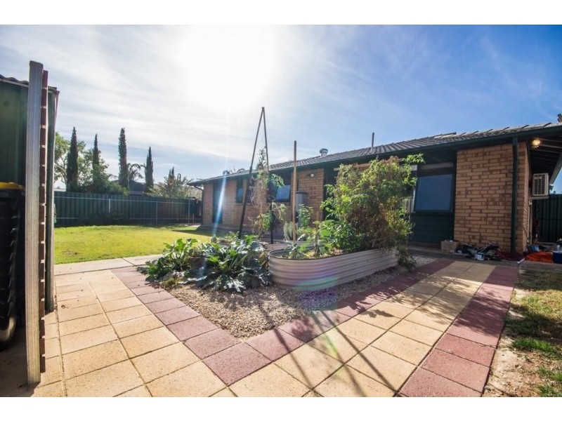 1/9 Cowley Avenue, Dudley Park SA 5008