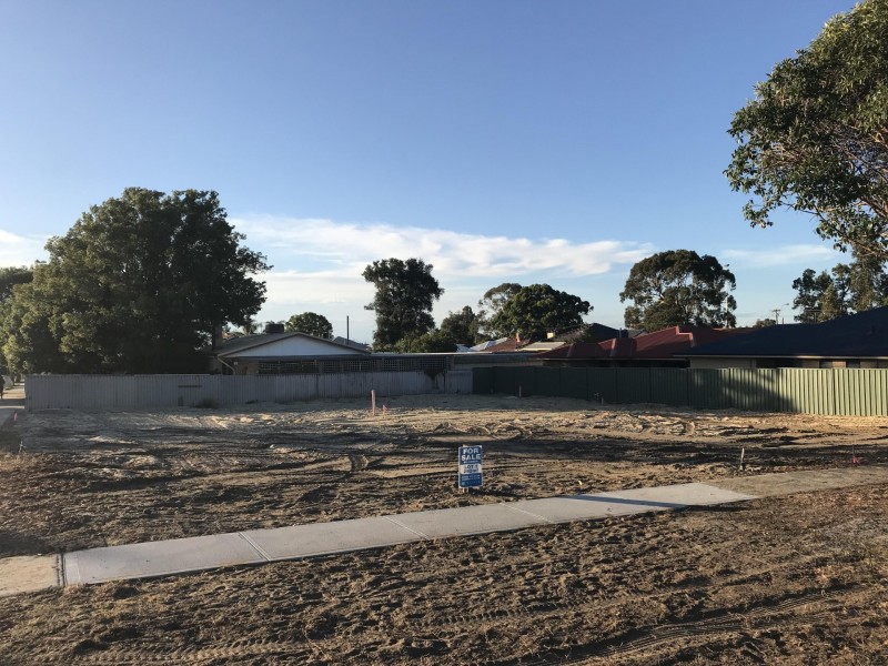 1/1 Medhurst Crescent, Nollamara WA 6061