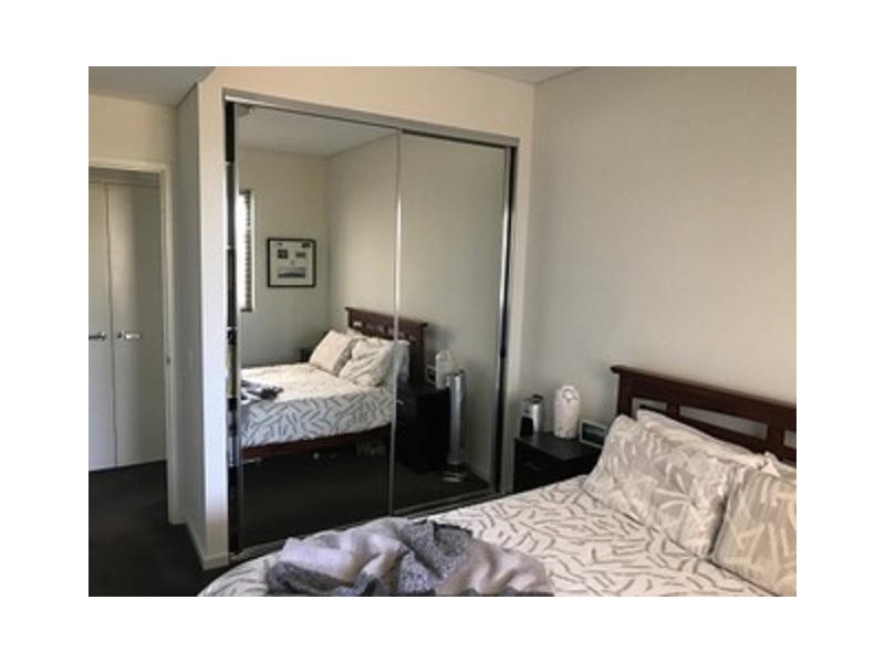 50/16 Midgegooroo Avenue, Cockburn Central WA 6164