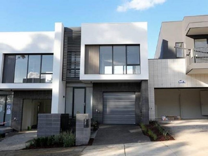 72 Stables Circuit, Doncaster VIC 3108