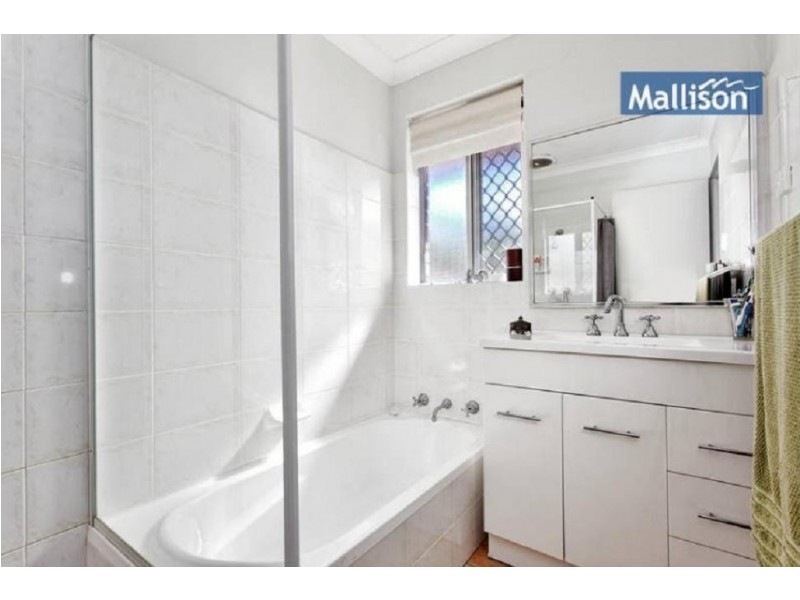 4 Wirilda Way, Parkwood WA 6147