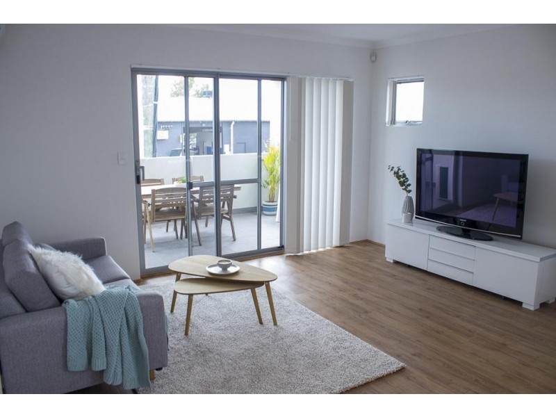 * Goddard Street, Rockingham WA 6168