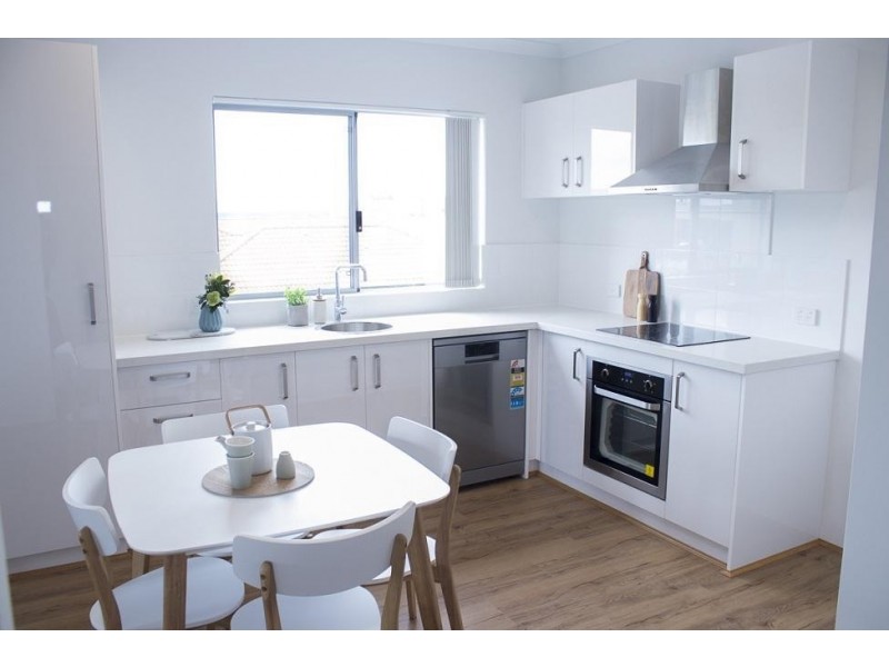 * Goddard Street, Rockingham WA 6168