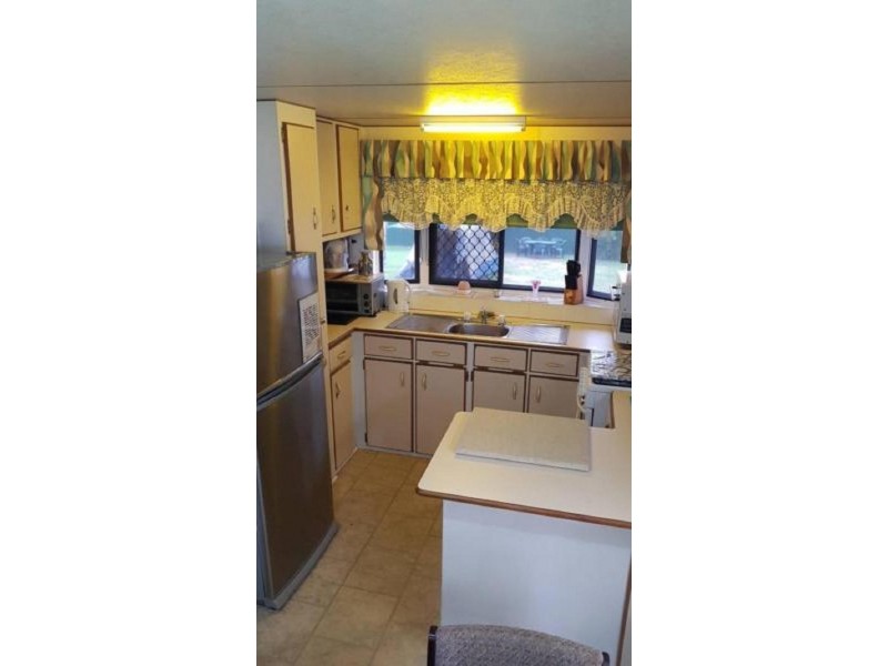 3813 Pacific Highway, Tanah Merah QLD 4128