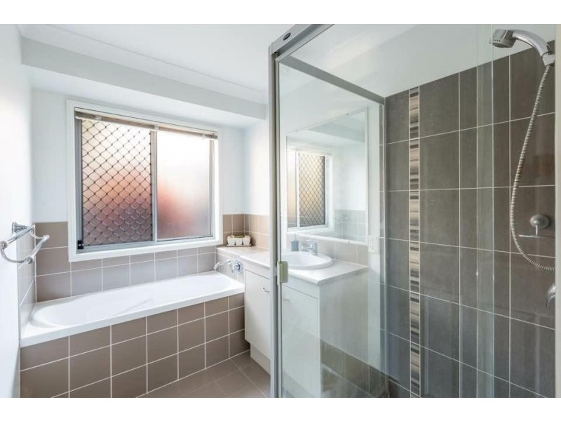 42 Regency Crescent, Moggill QLD 4070