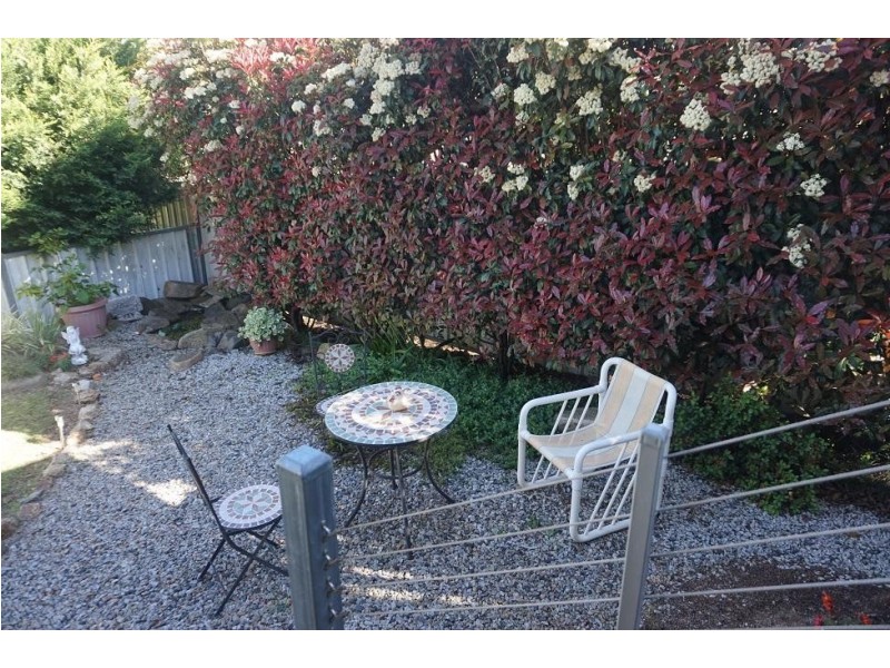 2/121 Locke Street, Warwick QLD 4370