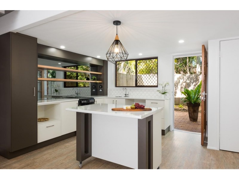 11/127 Barbaralla Drive, Springwood QLD 4127