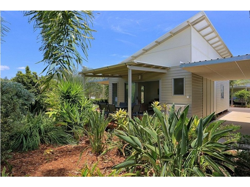 151 Esplanade, Woodgate QLD 4660