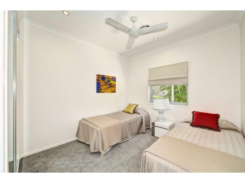 151 Esplanade, Woodgate QLD 4660